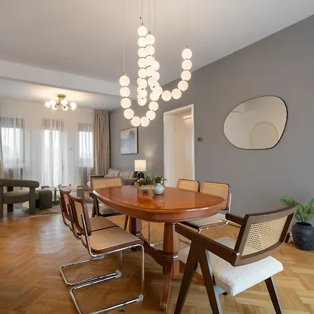 Utopia | 2bdr | Primaverii Apartment